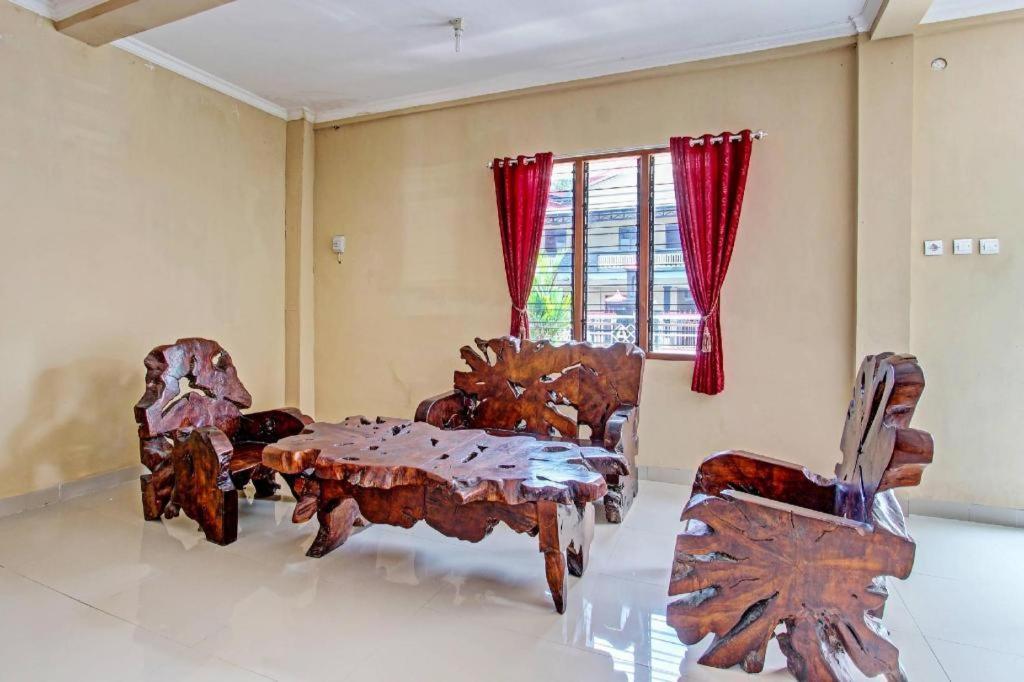 Oyo 91353 Hotel Surya Andesa Klaten Exterior photo